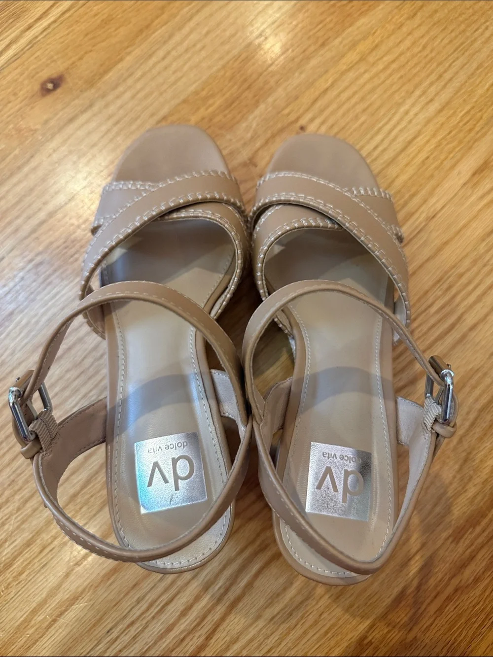 Dolce Vita Tan Wedges - Picture 3 of 5